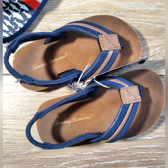 🇺🇲Tommy Bahama boys navy, brown sandals & red,white, blue sandals Size 6-7 - Picture 7 of 13
